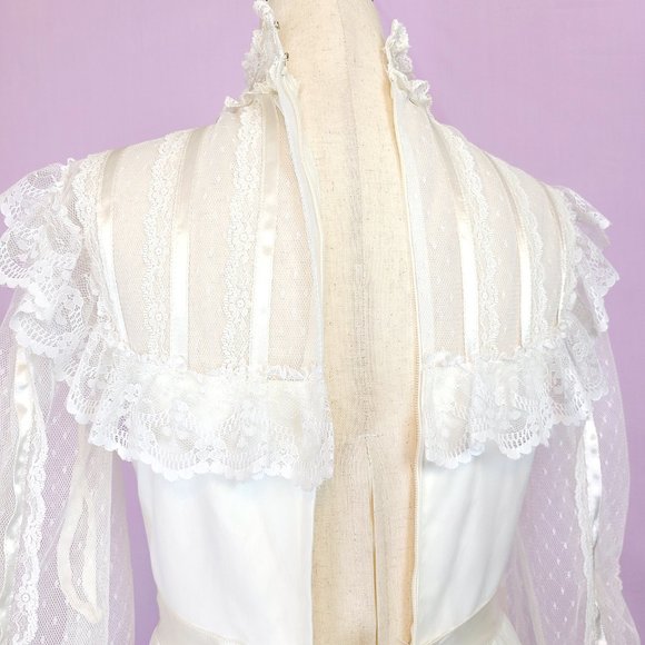 Vintage 80’s Alessandro Bridals white lace wedding dress with train - Picture 6 of 7